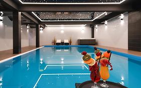 Domki Bungalow Stella Resort & Spa Z Basenami, Grota Solna, Jacuzzi